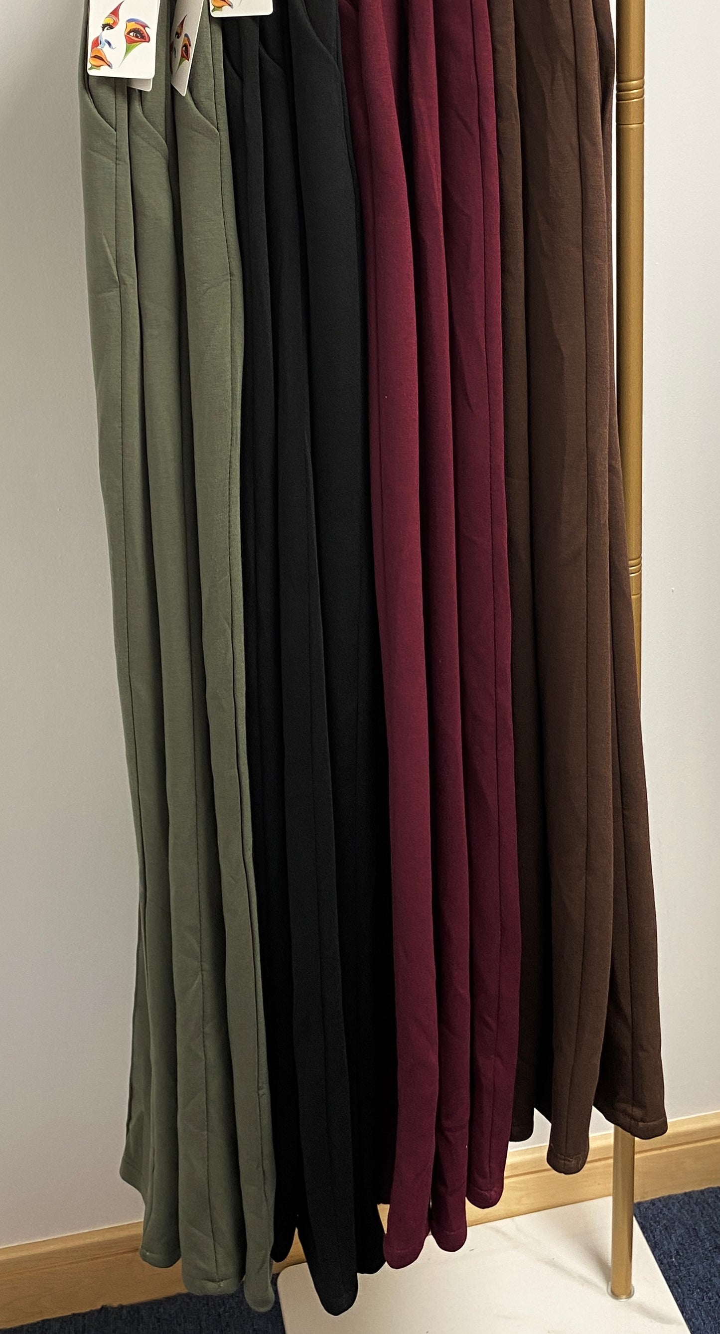 FRONT SEAM STRAIGHT LEG JOGGERS