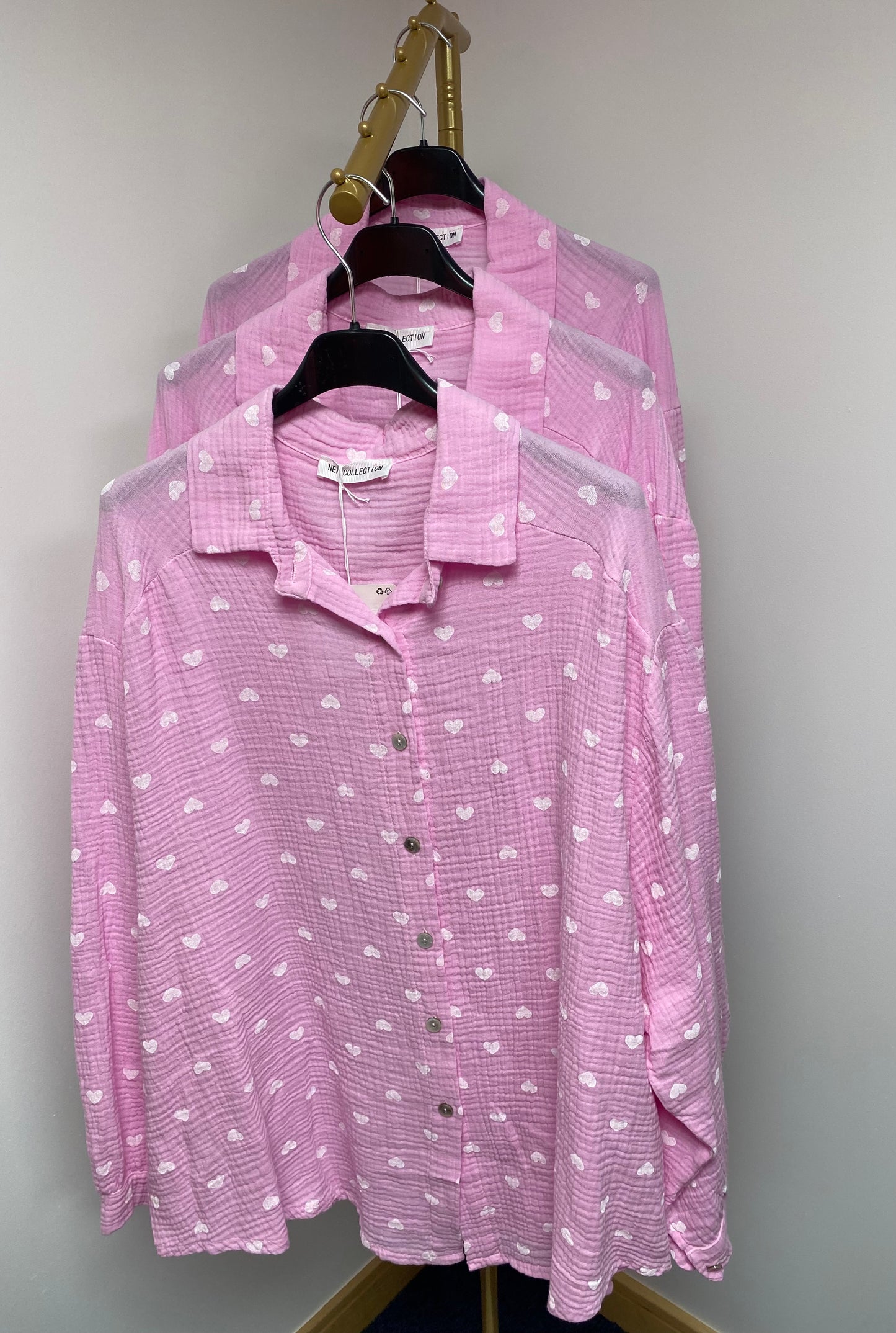 DINA 'HEARTS' PRINTED
OVERSIZED BLOUSE SHIRT TOP-PINK