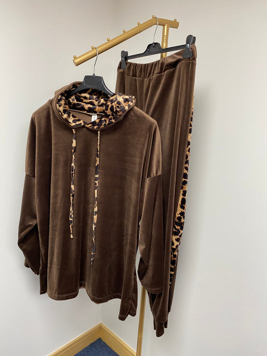 ITALIAN LEOPARD PRINT PANEL HOODED VELOUR CO-ORD SET- CHOCOLATE BROWN