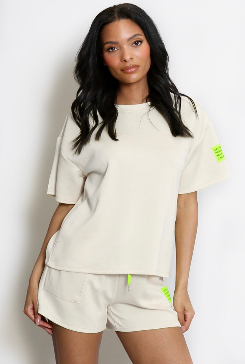 SLOGAN TAG T-SHIRT AND SHORTS  SET